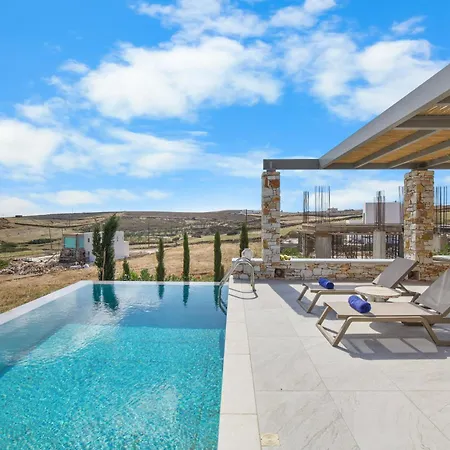 Zaneta With Swimming Pool *