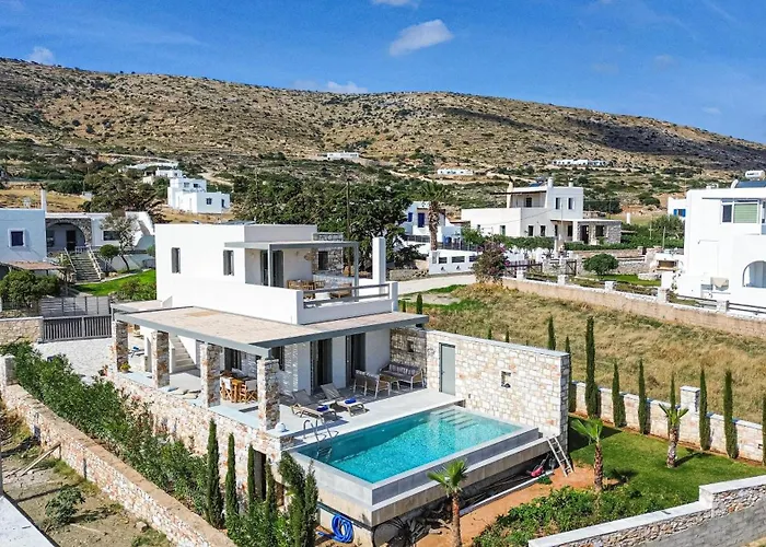 Zaneta With Swimming Pool *