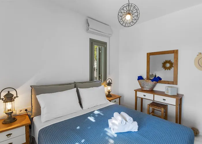 Zaneta With Swimming Pool Villa Dhragoulas