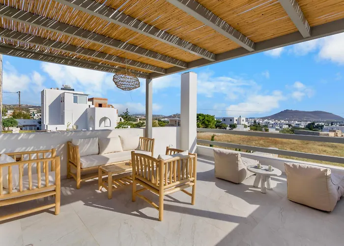 Zaneta With Swimming Pool Villa