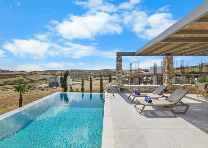 Zaneta With Swimming Pool *